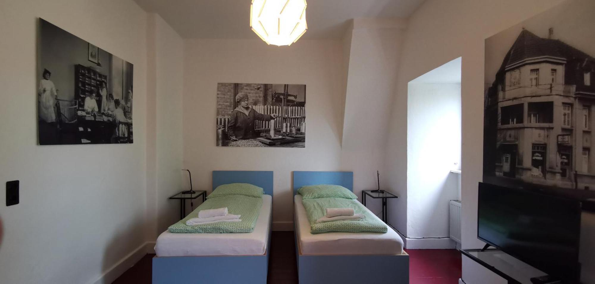 Central Pension Duisburg Kamer foto